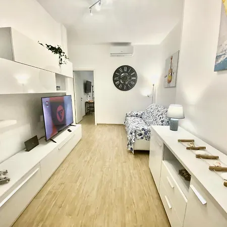 Happy * סאבונה